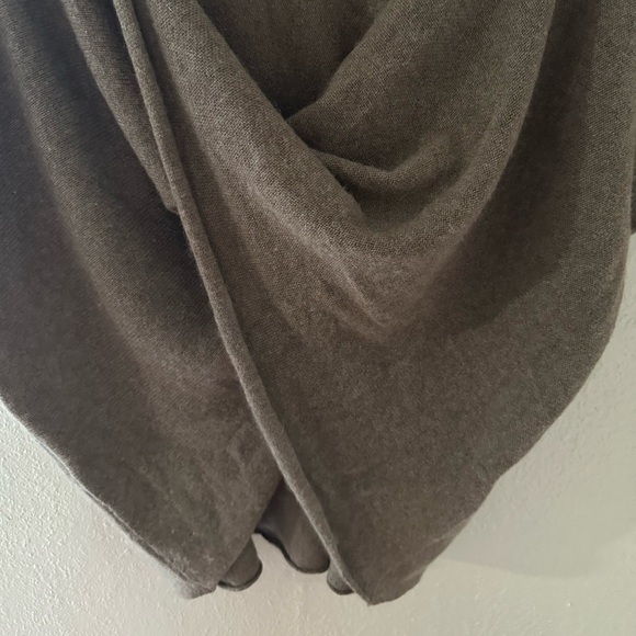 Minnie Rose 100% Cashmere Luxurious Twist Front Ruana Sweater Drapey Slouch XS/S - Picture 3 of 7